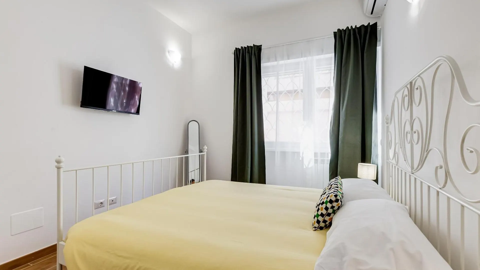 Apartment Vatican With 2 Bathrooms And Terrace Rome