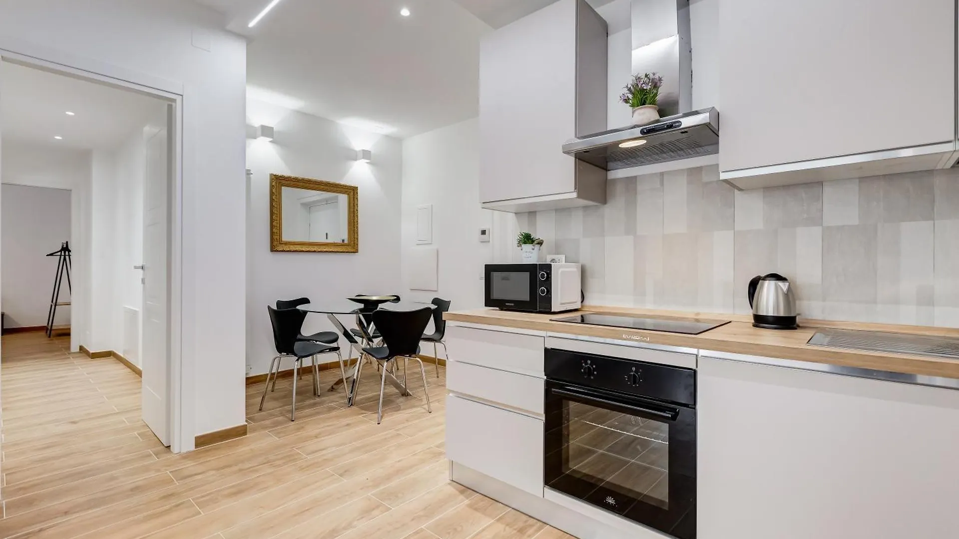 Apartment Vatican With 2 Bathrooms And Terrace Rome