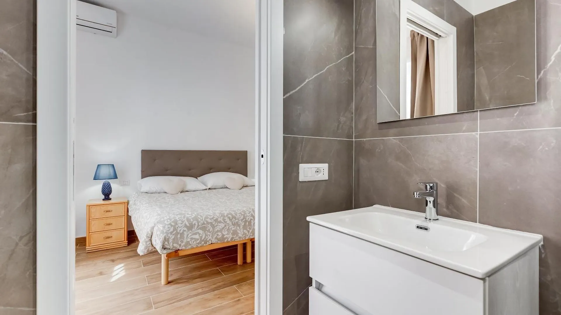 Apartment Vatican With 2 Bathrooms And Terrace Rome