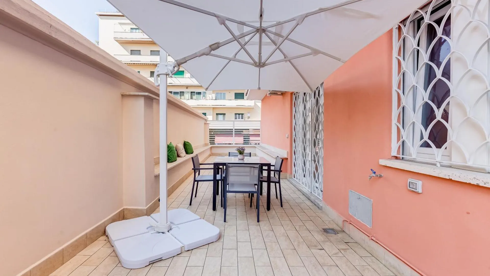 Apartment Vatican With 2 Bathrooms And Terrace Rome